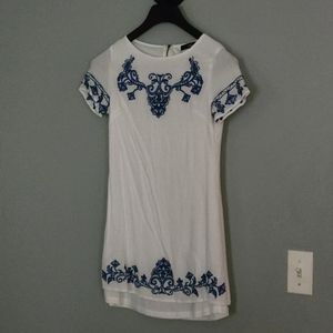 Lulu's white and blue mini dress XS